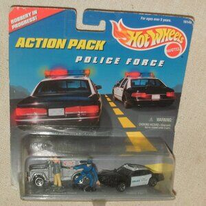 Collectible 90s Vintage Hot Wheels Action Pack Police Force Robbery In Progress